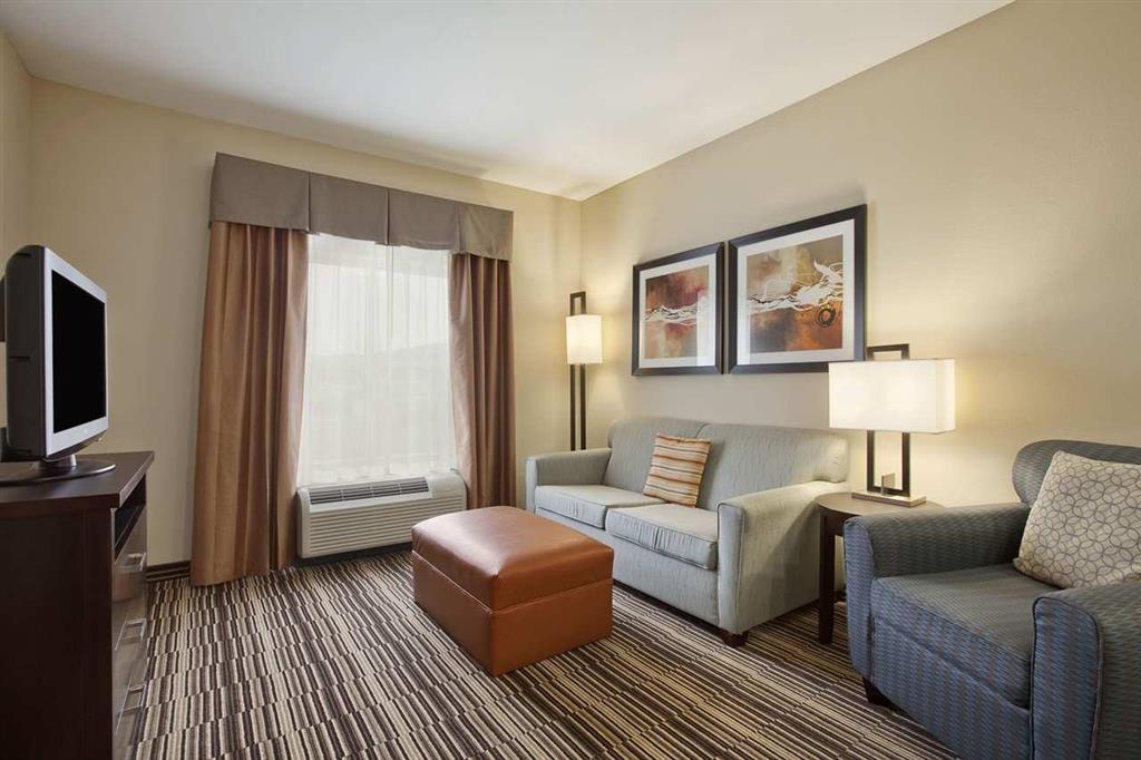 Homewood Suites By Hilton Cedar Rapids-North Номер фото